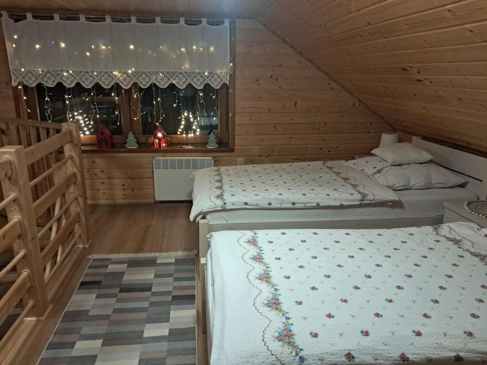 Drewniany Domek Daria I Tomek 2 Domki Na 8 Osob Stronie Śląskie Dış mekan fotoğraf